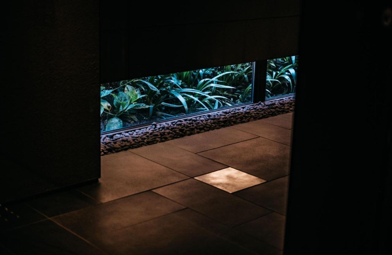 Hotel Resol Trinity Osaka Exterior photo